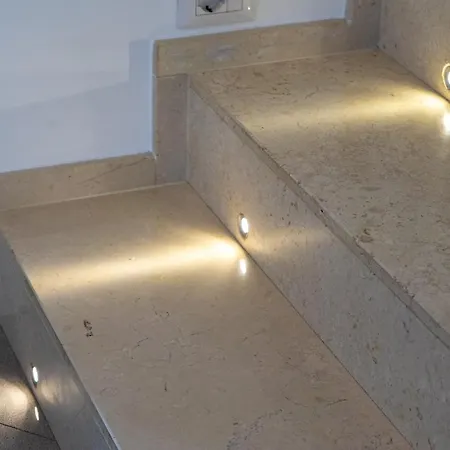 Spacious With Fast Wi-fi And Private Terrace *