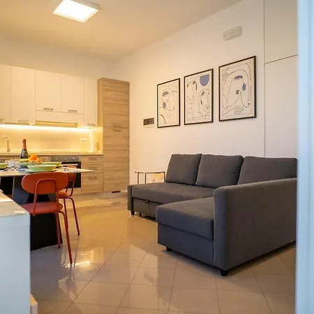Spacious With Fast Wi-fi And Private Terrace *