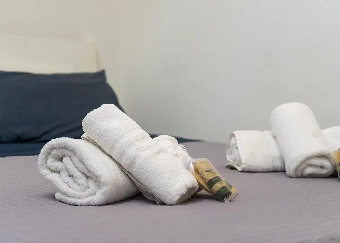 Spacious With Fast Wi-fi And Private Terrace Appartamento *