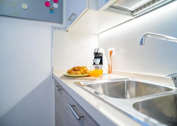 Apartman Spacious With Fast Wi-fi And Private Terrace *