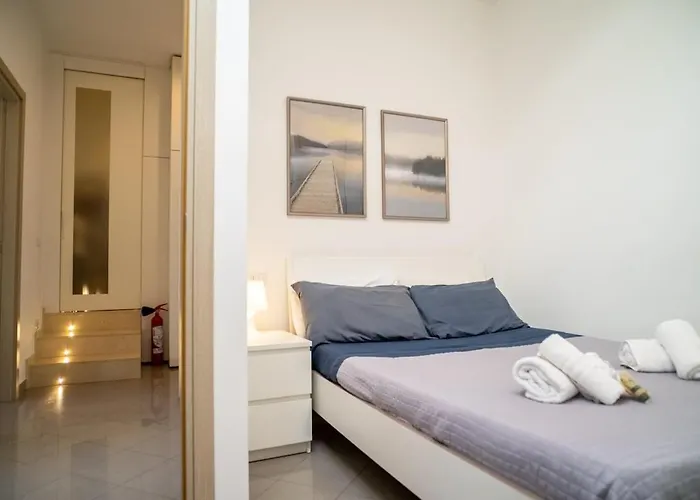 Spacious With Fast Wi-fi And Private Terrace Appartamento
