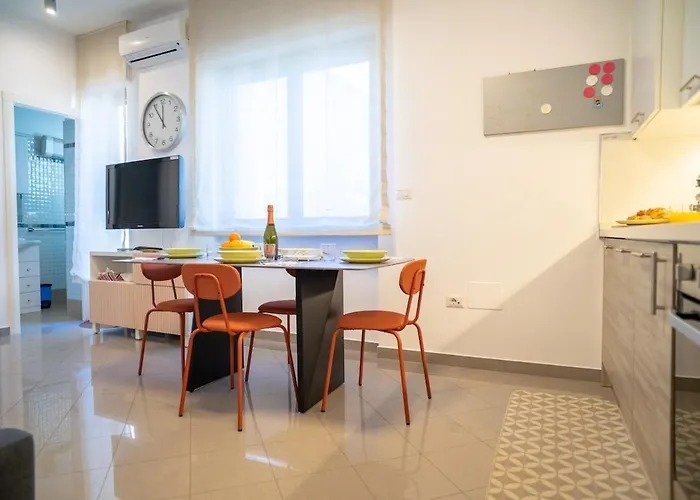 Spacious With Fast Wi-fi And Private Terrace