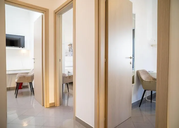 Spacious With Fast Wi-fi And Private Terrace Appartamento *